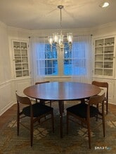 132 Heritage Hill Rd in New Canaan, CT - Building Photo - Building Photo