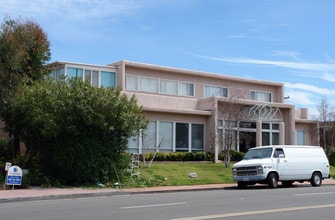 2717 S El Camino Real in San Clemente, CA - Building Photo - Building Photo