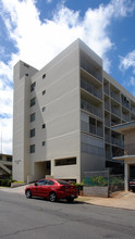 Hale Hoaloha in Honolulu, HI - Foto de edificio - Building Photo