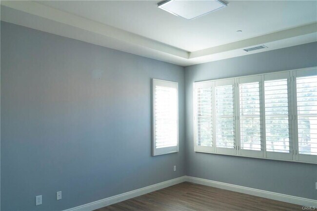 37 Larkfield in Irvine, CA - Building Photo - Building Photo