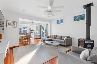 38 Homesite Ave in Ocean Beach, NY - Building Photo - Building Photo