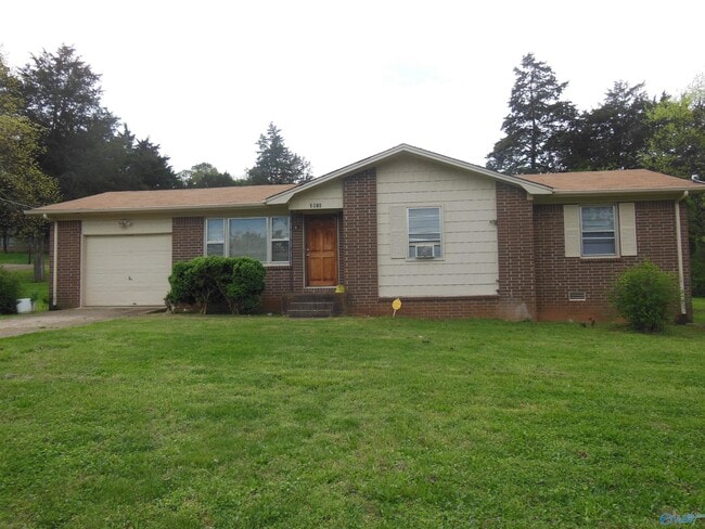 3814 NW Timwood Dr in Huntsville, AL - Building Photo - Building Photo