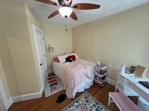 42 Gorham St, Unit 1 in Somerville, MA - Foto de edificio - Building Photo