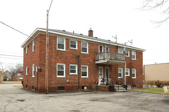 19194-19212 Beech Daly Rd in Redford, MI - Building Photo - Building Photo