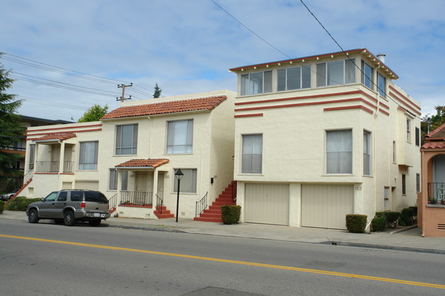 6511 Central Ave in El Cerrito, CA - Foto de edificio - Building Photo