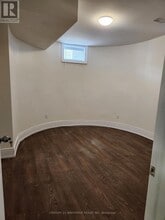 33 Scarborough Golf Club Rd in Toronto, ON - Building Photo - Building Photo