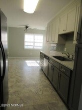 402 Fieldstone Way in Jacksonville, NC - Building Photo - Building Photo