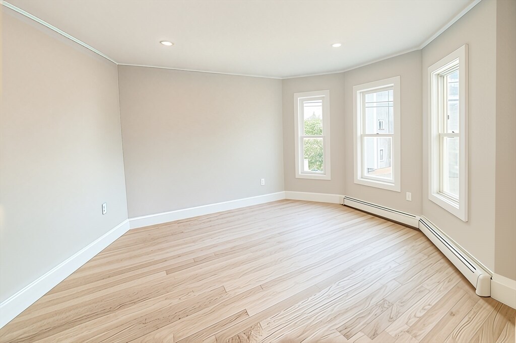 5 Carson St in Boston, MA - Building Photo