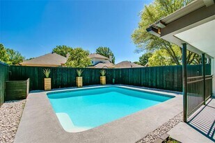 6704 Gamay Cir in Frisco, TX - Building Photo