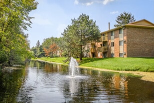 Homestead Apartments in East Lansing, MI - Building Photo