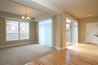 1799 11th Ave NE in Issaquah, WA - Building Photo - Building Photo