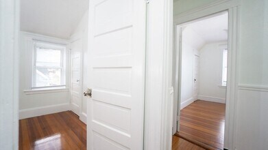 28 Haslet St, Unit 3 in Boston, MA - Building Photo - Building Photo