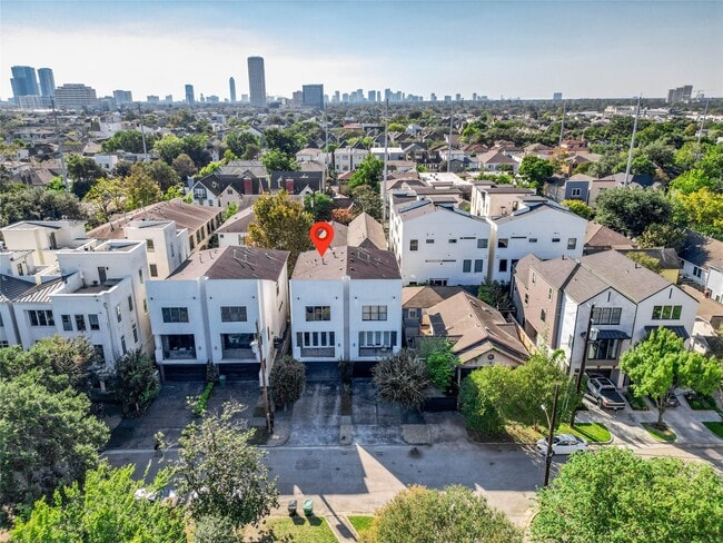 property at 1808 Ridgewood St