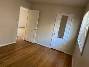 293 Mather St in Oakland, CA - Building Photo - Building Photo