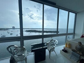 7934 West Dr, Unit 904 in North Bay Village, FL - Building Photo - Building Photo