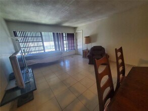 16701 NE 14th Ave in Miami, FL - Building Photo - Building Photo
