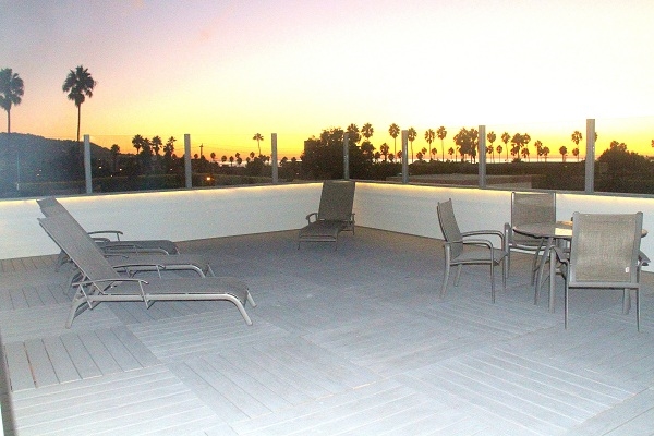 Ocean Gate Manor in Redondo Beach, CA - Building Photo - Building Photo