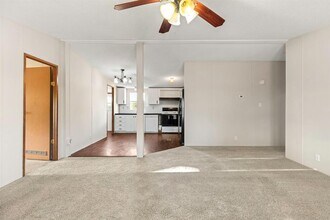 645 Old Luling Rd in Lockhart, TX - Building Photo - Building Photo