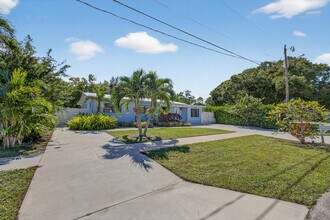 5408 Sioux St in Jupiter, FL - Building Photo - Building Photo