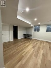 9 Macklin St in Brantford, ON - Building Photo - Building Photo