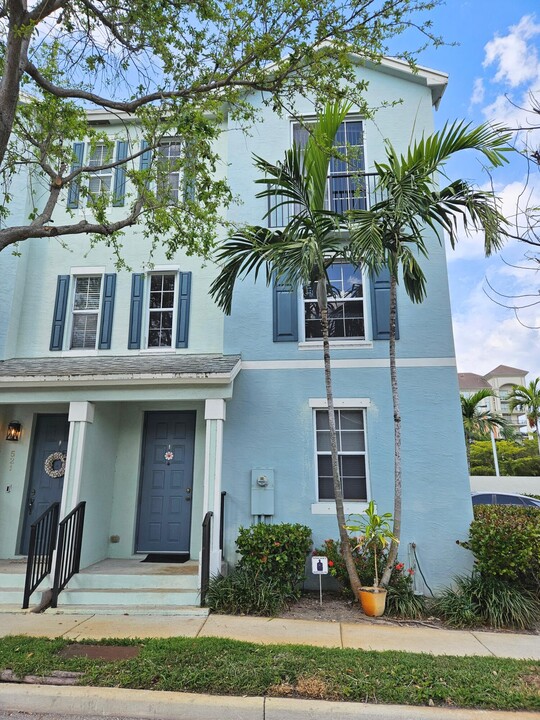 519 M St in West Palm Beach, FL - Building Photo