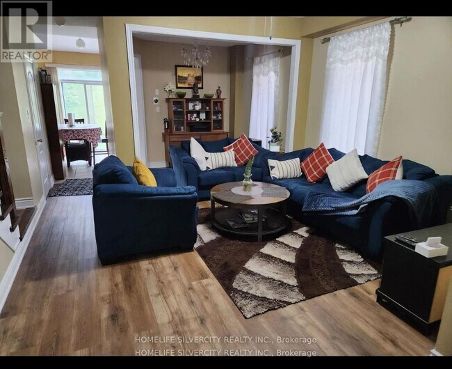 60 Silent Pond Crescent in Brampton, ON - Building Photo - Building Photo