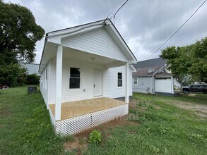 160 Bend Farm Rd in Fredericksburg, VA - Building Photo - Building Photo