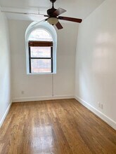 156 W 15th St in New York, NY - Building Photo - Building Photo