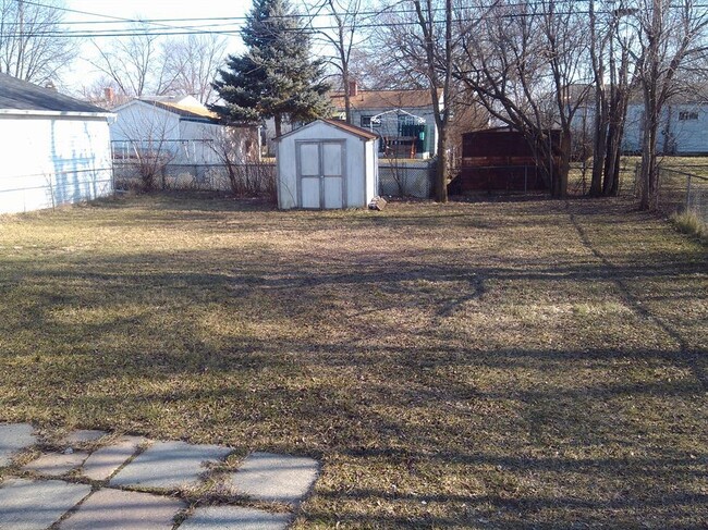 property at 1148 Fall River Rd