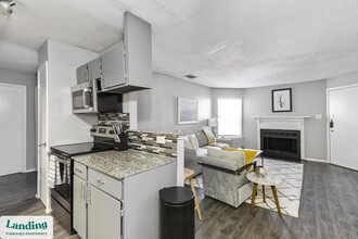 1919 W Tarrant Rd-Unit -2110.1407192 in Grand Prairie, TX - Foto de edificio - Building Photo