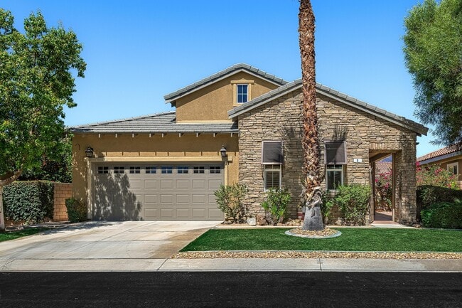 9 Shoreline Dr in Rancho Mirage, CA - Building Photo - Building Photo