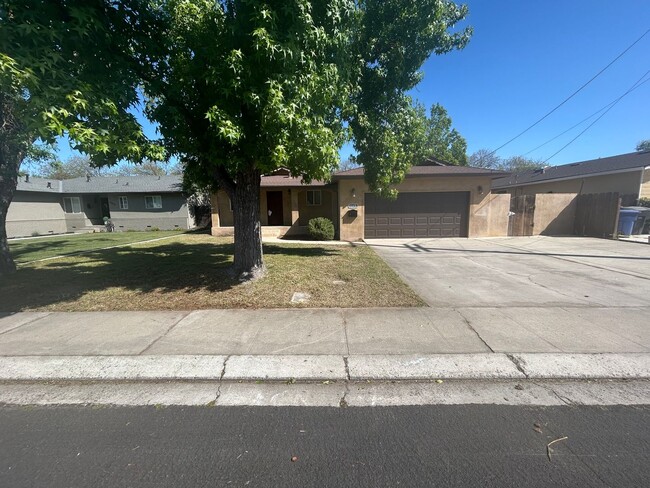 property at 1329 Schulenberg Ave