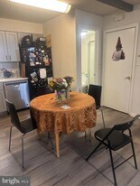 510 S Juniper St in Philadelphia, PA - Building Photo