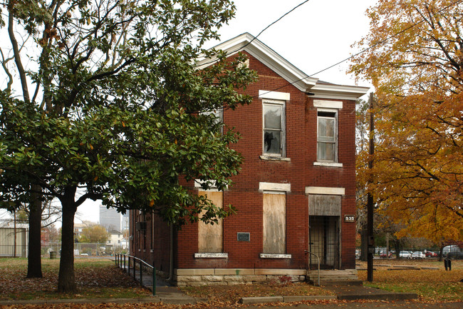 533 W Kentucky St in Louisville, KY - Foto de edificio - Building Photo