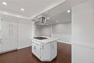 17061 Germain St in Los Angeles, CA - Building Photo - Building Photo