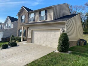 413 Parmley Ln in Nashville, TN - Building Photo - Building Photo