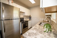 5126 Hagemann St photo'