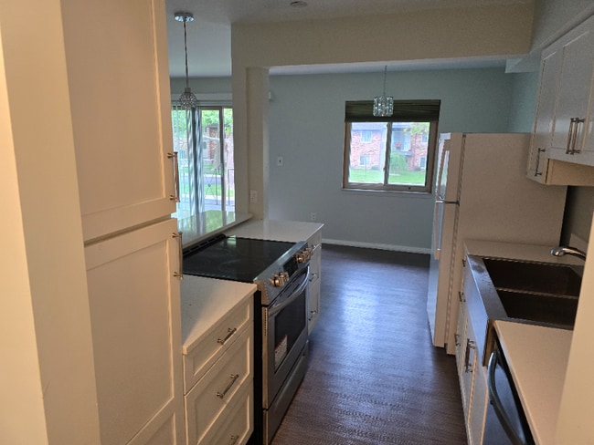 418 Riviera Dr in St. Clair Shores, MI - Building Photo - Building Photo