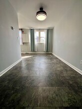 48 Orange Ave in Ambler, PA - Building Photo - Building Photo