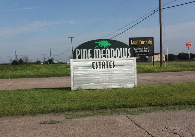 Pine Meadows Estates in Waxahachie, TX - Building Photo - Building Photo