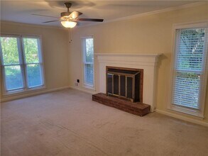 1373 Camden Walk in Decatur, GA - Building Photo - Building Photo