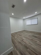 3609 SW 27th St in Miami, FL - Building Photo - Building Photo