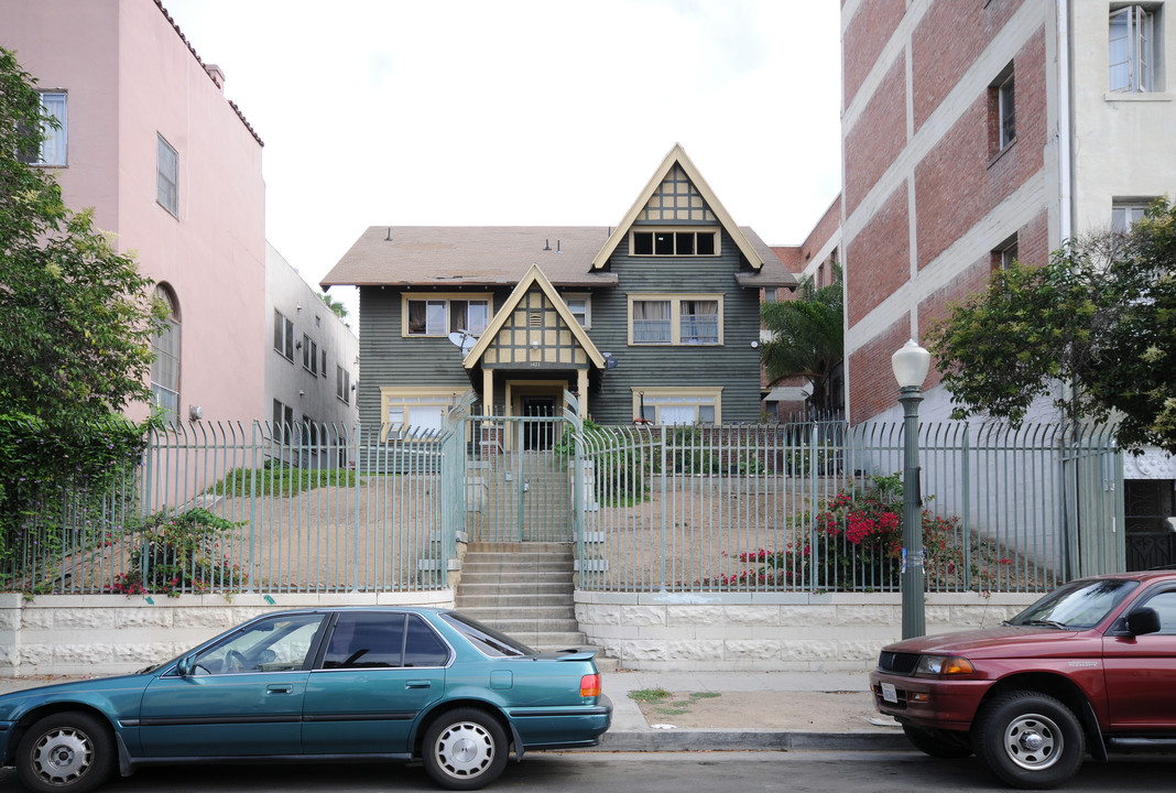 1421 Alvarado Ter in Los Angeles, CA - Building Photo