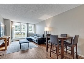 433 S 7th St, Unit 1607 in Minneapolis, MN - Building Photo