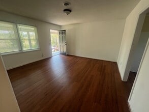 332 Pelham Creek Dr in Seneca, SC - Building Photo - Building Photo