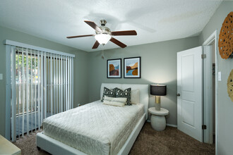 Walnut Ridge Apartments in Arlington, TX - Building Photo - Interior Photo