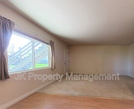 3208 11th Ave S in Great Falls, MT - Building Photo - Building Photo