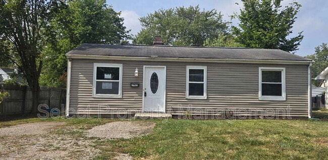 property at 2915 White Oak Ave