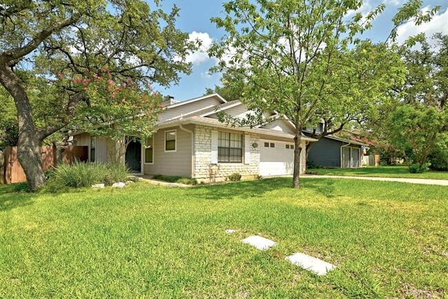 7000 Tesoro Trail in Austin, TX - Building Photo - Building Photo