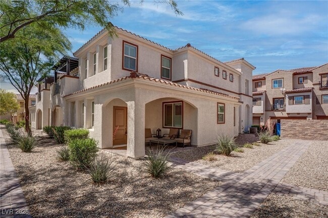 property at 1040 Via Panfilo Ave